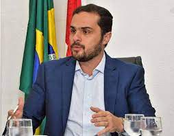 POLÍTICA